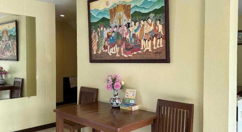 โรงแรมพรบุรี น่าน ภายนอก รูปภาพ
