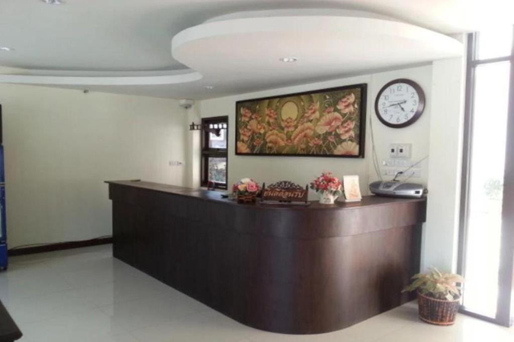โรงแรมพรบุรี น่าน ภายนอก รูปภาพ